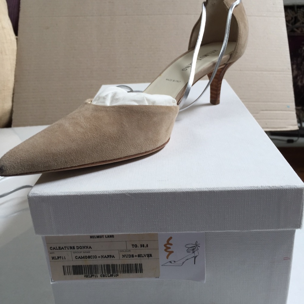 Helmut Lang brand new beautiful tan suede pumps